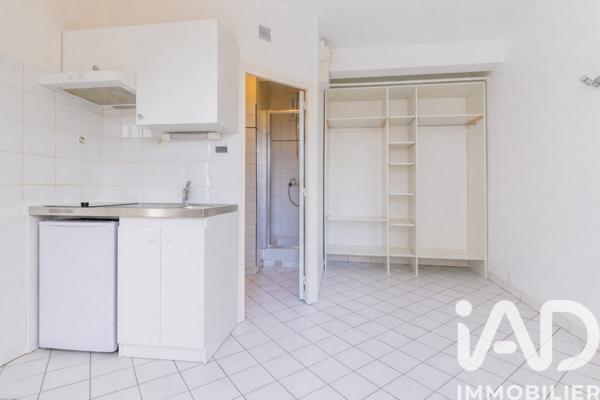 Appartement à vendre 1 pièce 16 m² Sainte-Geneviève-des-Bois