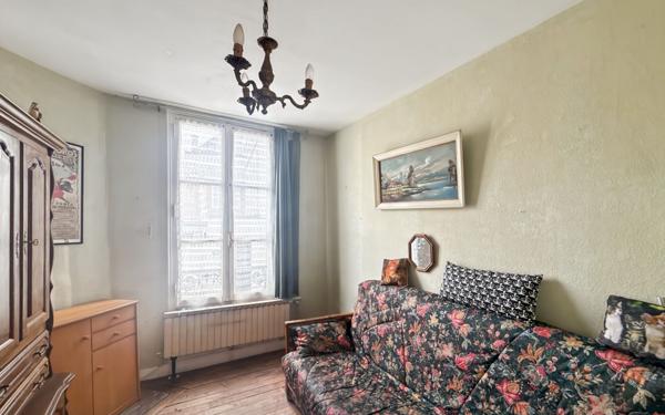 Appartement à vendre    2 pièces • 33,27 m2 Orléans
