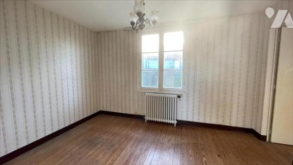 MAISON- 4 PIÈCES  +  T2  + DEUX GARAGES CHÂTELAILLON-PLAGE