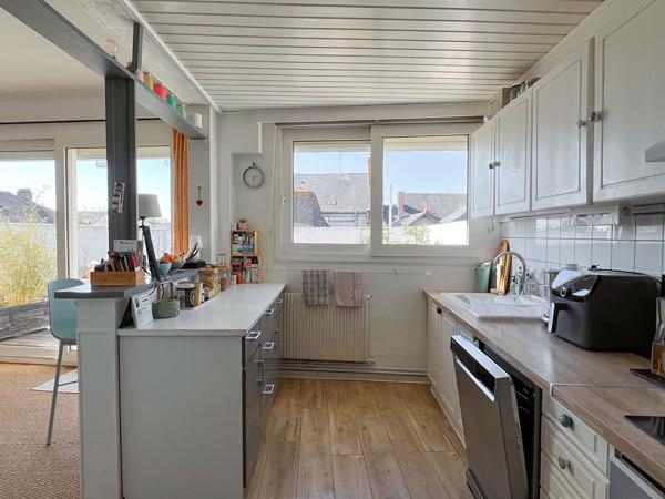 Spacieux appartement à vendre aux coeur des Ponts de Cé à quelques pas des bords de Loire - 5 chambres  et grande terrasse