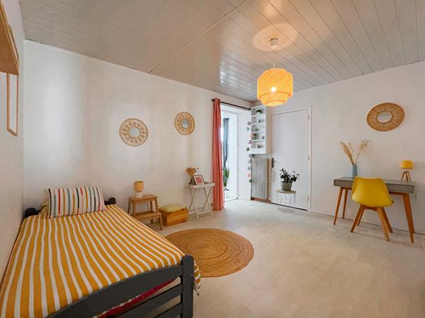 Spacieux appartement à vendre aux coeur des Ponts de Cé à quelques pas des bords de Loire - 5 chambres  et grande terrasse
