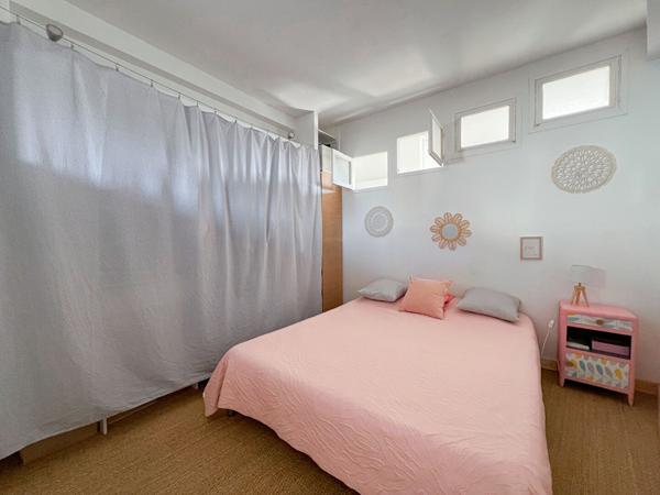 Spacieux appartement à vendre aux coeur des Ponts de Cé à quelques pas des bords de Loire - 5 chambres  et grande terrasse
