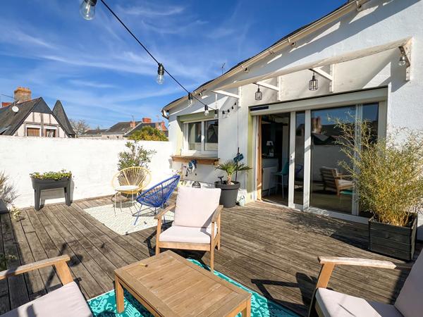 Spacieux appartement à vendre aux coeur des Ponts de Cé à quelques pas des bords de Loire - 5 chambres  et grande terrasse