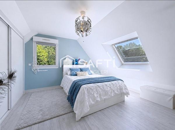 Villa contemporaine de 250m2 -piscine & 5 chambres