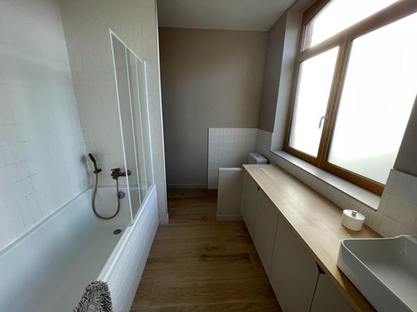 A LOUER : T3 à LILLE • rue de Pologne - MARBRERIE • 980 € CC • Réf. 1554-1