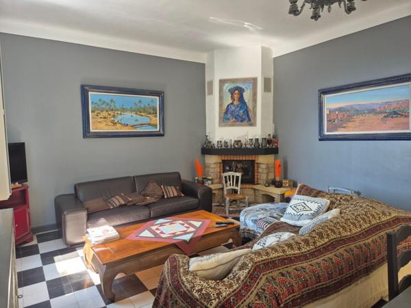 Très belle maison de 191m2 sise sur un terrain de 1180m2 avec une magnifique vue