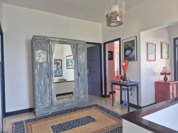 Très belle maison de 191m2 sise sur un terrain de 1180m2 avec une magnifique vue