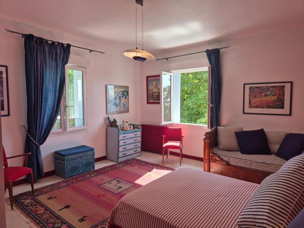 Très belle maison de 191m2 sise sur un terrain de 1180m2 avec une magnifique vue