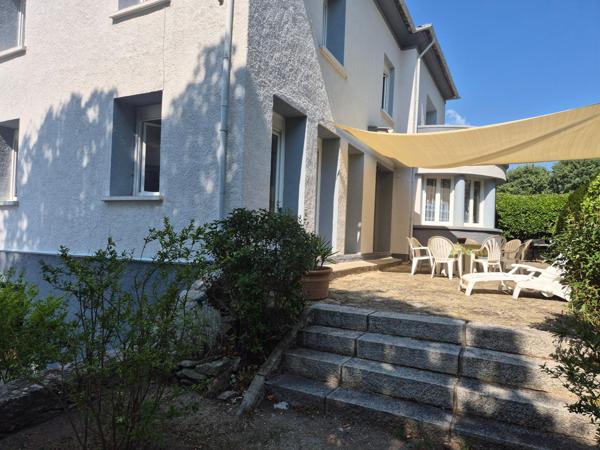 Très belle maison de 191m2 sise sur un terrain de 1180m2 avec une magnifique vue