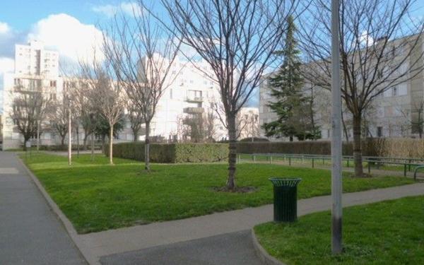 Appartement à vendre    3 pièces • 60,52 m2 Rosny-sous-Bois