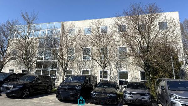 FERNEY-VOLTAIRE - Local d'activités 845 m² - 4 200 000 
