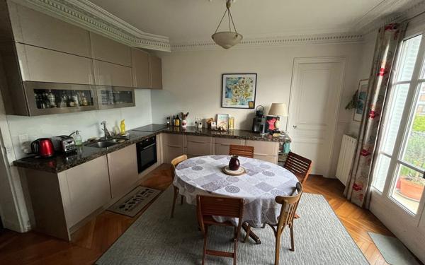Appartement à vendre    4 pièces • 83,58 m2 Paris 20