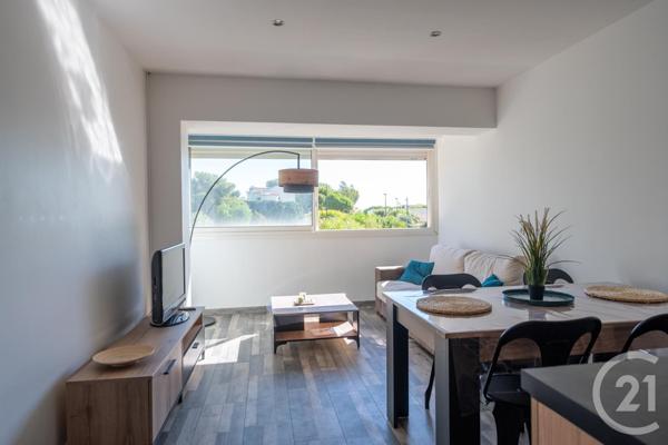 Appartement T2 à vendre  2 pièces - 47,89 m2 BORMES LES MIMOSAS - 83