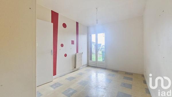 Maison 5 pièces de 105 m² à Yzeure (03400)