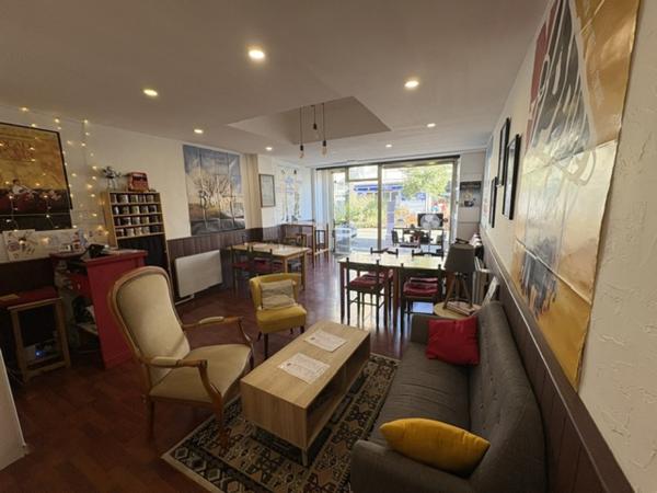 Local commercial 53.64 m²