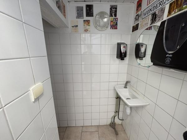 Local commercial 53.64 m²