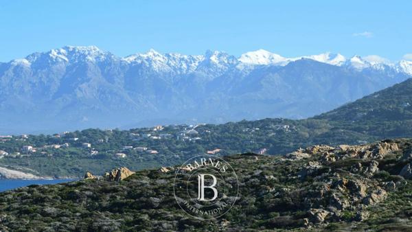 Ajaccio, Entreprise  50 000 m² à vendre