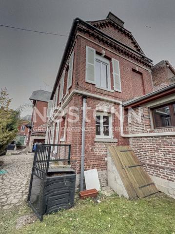 MAISON A VENDRE A LA FERE (AISNE) - 4 CHAMBRES - LUMINEUSE - 127 m² - JARDIN 236 M²