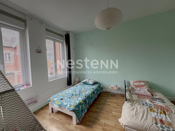 MAISON A VENDRE A LA FERE (AISNE) - 4 CHAMBRES - LUMINEUSE - 127 m² - JARDIN 236 M²