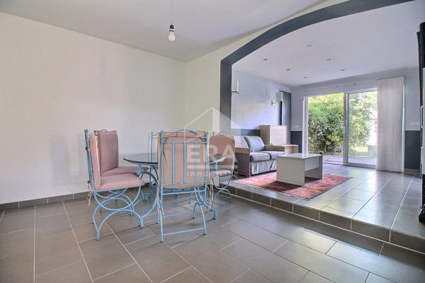 Maison Villeneuve La Garenne 5 pièce(s) 86.22 m2