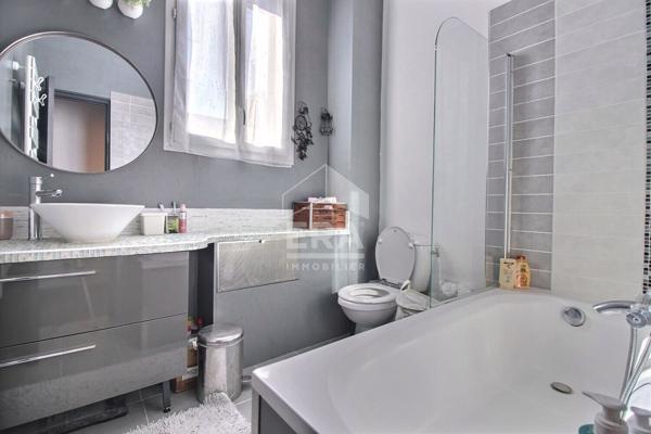 Maison Villeneuve La Garenne 5 pièce(s) 86.22 m2