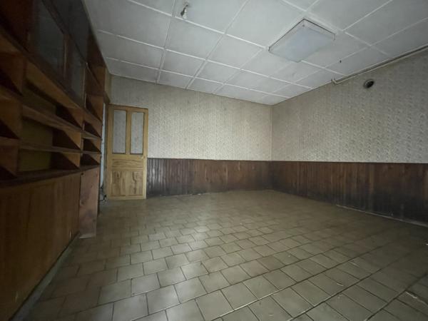 MAISON A RENOVER A CONDAT Condat (15190)