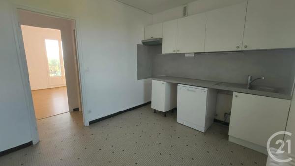 Appartement F4 à vendre  4 pièces - 72,32 m 2   DECIZE  - 58