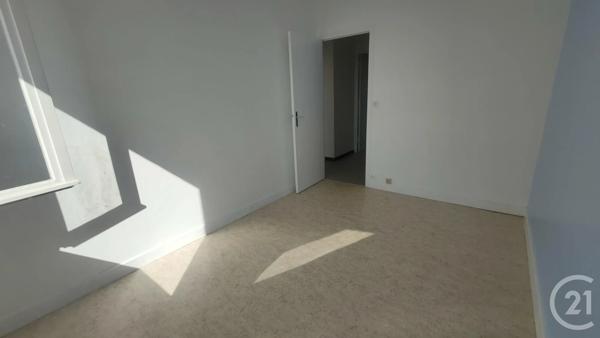 Appartement F4 à vendre  4 pièces - 72,32 m 2   DECIZE  - 58