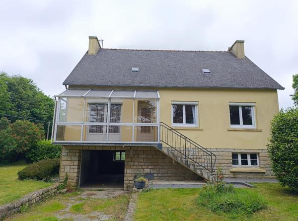 29520 Châteauneuf du Faou maison 3 chambres sous sol complet combles aménageables