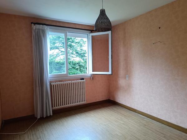 29520 Châteauneuf du Faou maison 3 chambres sous sol complet combles aménageables