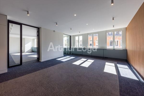 Bureaux à louer Lille centre avec extérieur climatisation et fibre optique