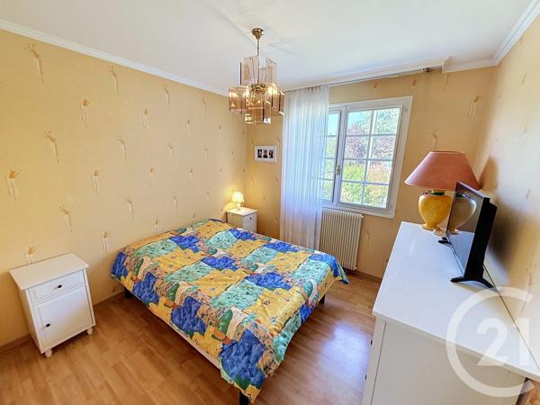 Maison à vendre  7 pièces - 124,25 m 2   CHATENOY LE ROYAL  - 71