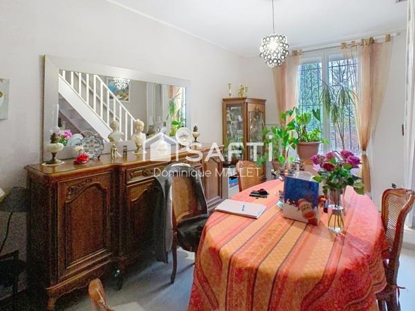 Maison indépendante avec jardin et garage