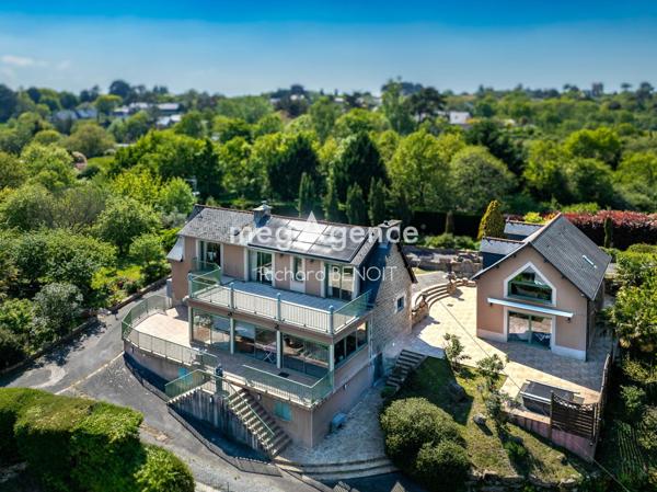 Maison à CANCALE, 35260 - 11 pièces 254m²