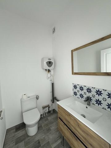 BUREAUX CLÉS EN MAIN AU CŒUR DE CHAMPDENIERS – IDÉAL PROFESSION LIBÉRALE !