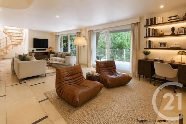 Appartement Triplex à vendre  5 pièces - 199 m 2   BESANCON  - 25
