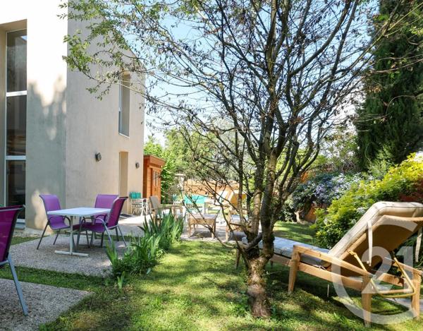 Appartement Triplex à vendre  5 pièces - 199 m 2   BESANCON  - 25
