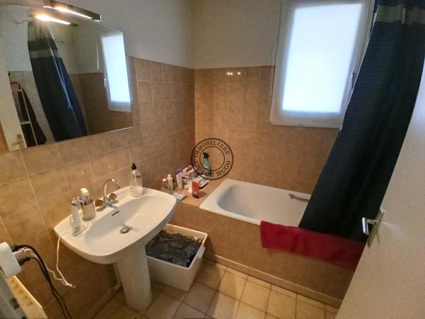 3/4 P 32 RUE DE LA REPUBLIQUE VIF