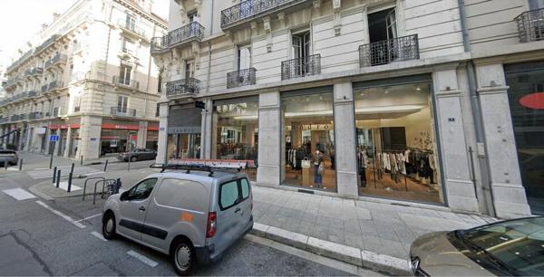 OZ IMMOBILIER – LOCAL COMMERCIAL de 190m² à GRENOBLE