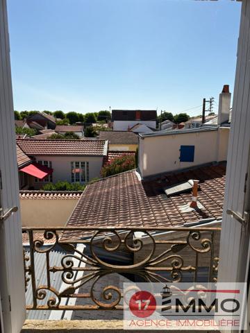 Maison/Immeuble avec 3 logements – Dépendance et garage