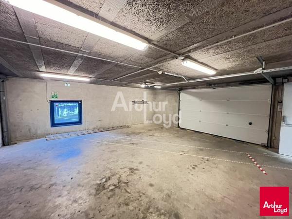 CESSON SEVIGNE - IMMEUBLE DE BUREAUX A VENDRE - 1 878 M²