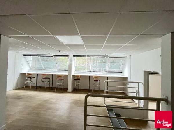 CESSON SEVIGNE - IMMEUBLE DE BUREAUX A VENDRE - 1 878 M²