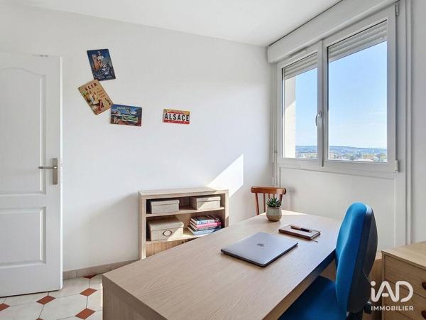 Appartement à vendre 4 pièces 73 m² Mantes-la-Ville
