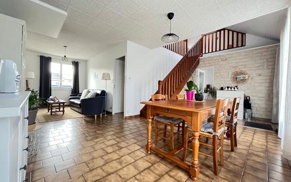 Maison à vendre    4 pièces •  Damigny