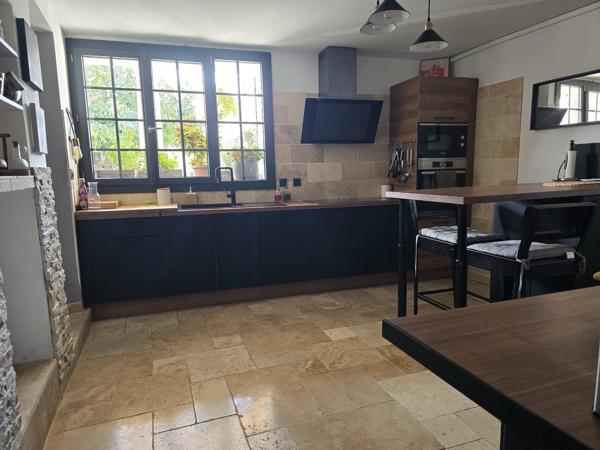 L’espace, le confort et le potentiel réunis en centre-ville.