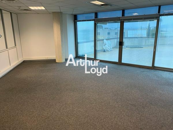 Bureaux à la location divisibles dès 13 m² - Cannes la Bocca proche les Tourrades