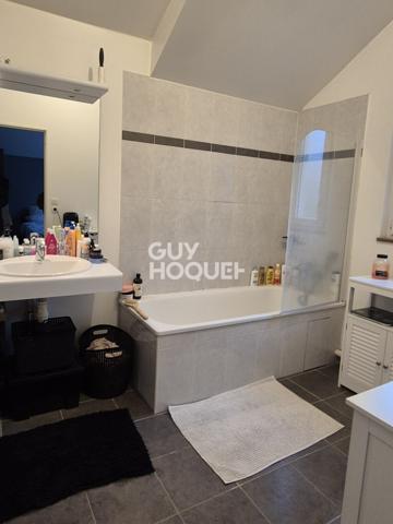 Terrasse exceptionnelle! Au dernier étage avec ascenseur