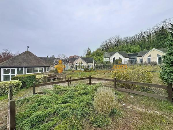 Vente Immeuble 90 pièces 2900 m2 à Fismes