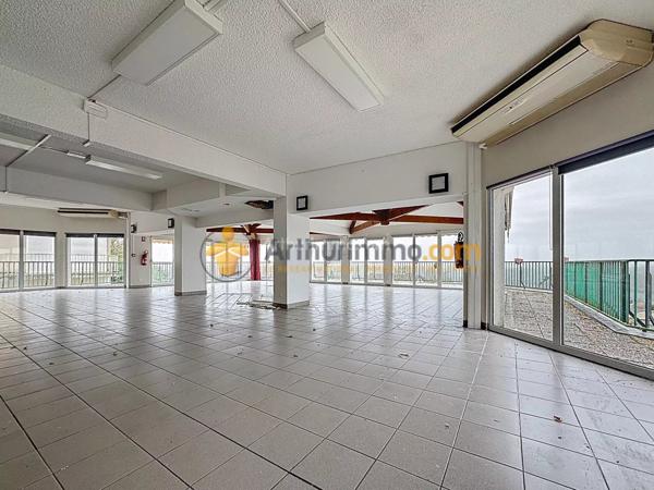 Vente Immeuble 90 pièces 2900 m2 à Fismes