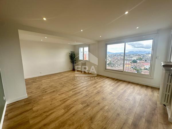 Appartement  T4 rénové à Tarbes avec vue sur les Pyrénées